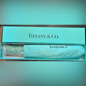 New Tiffany Teal Umbrella with Pouch and Box
